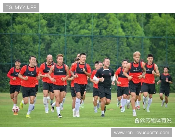 教练与球员公开和解，球队氛围回暖