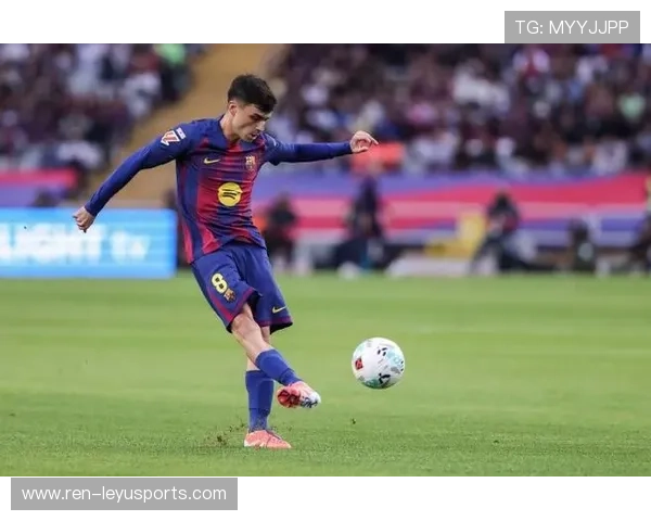 巴萨佩德里脚下变向后劲射得手