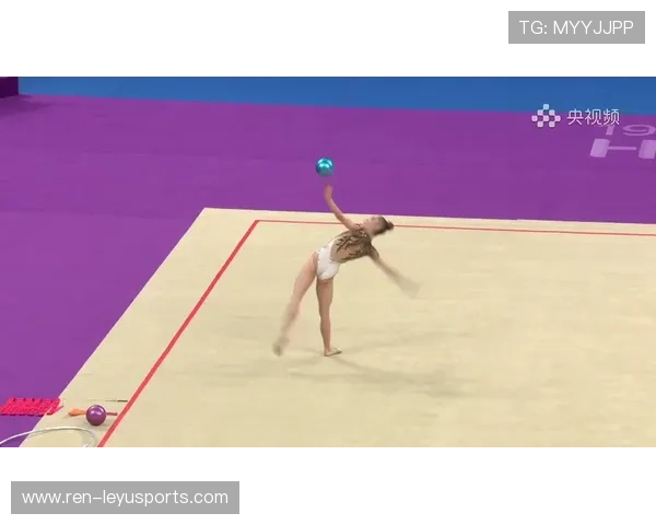 “沙滩手球:力量与技巧的完美结合”